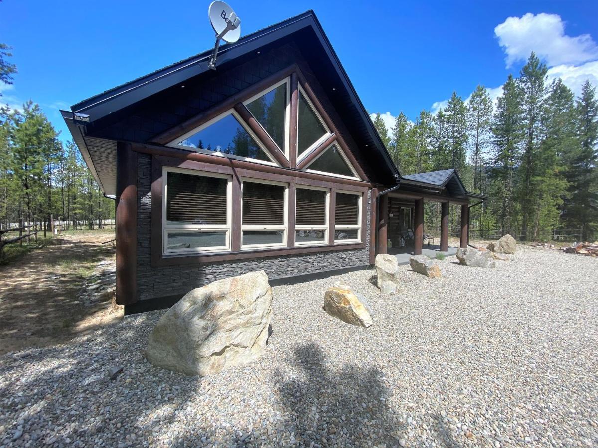 Villa Wolf Den Valemount Exterior foto